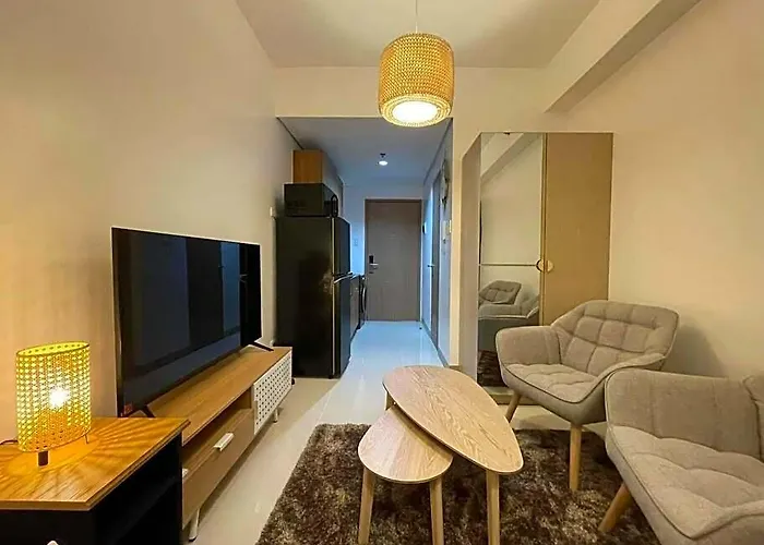 House Kubu At Lush Residences Makati مانيلا