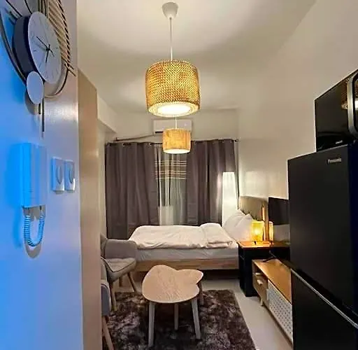 فندق House Kubu At Lush Residences Makati 4*