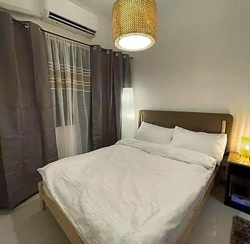 ホテル House Kubu At Lush Residences Makati マニラ市