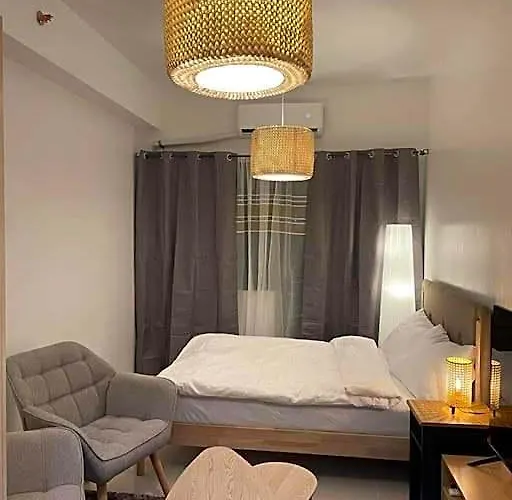 فندق House Kubu At Lush Residences Makati مانيلا